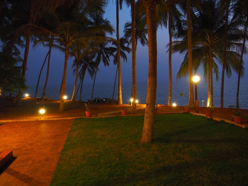 Kanbay Beach Resort Kannur Exterior photo